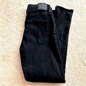 Levi’s Women’s black jeans skinny high waisted